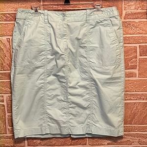 Talbots Mint Green Womens Midi skirt. Size 12